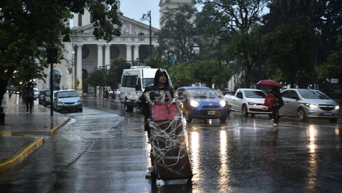 Días húmedos para aplacar la tierra: ¿cuántos días durará la lluvia en Tucumán?