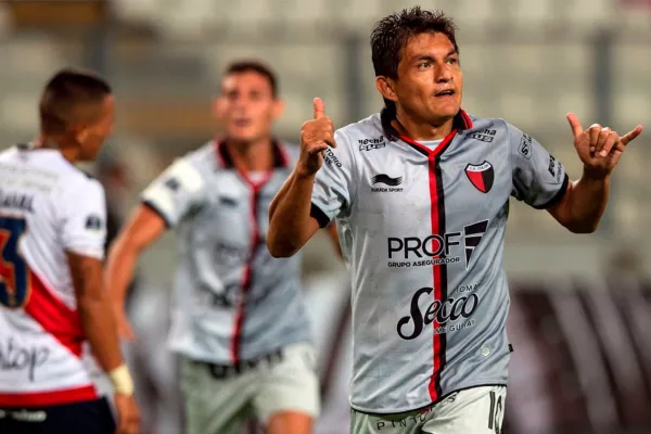 El emotivo video con el que Colón de Santa Fe presentó al Pulga Rodríguez