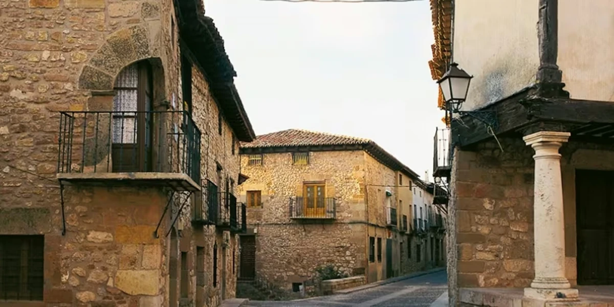 Senderismo por el Camino del Cid: qué ver y hacer en la ruta literaria del Cid Campeador