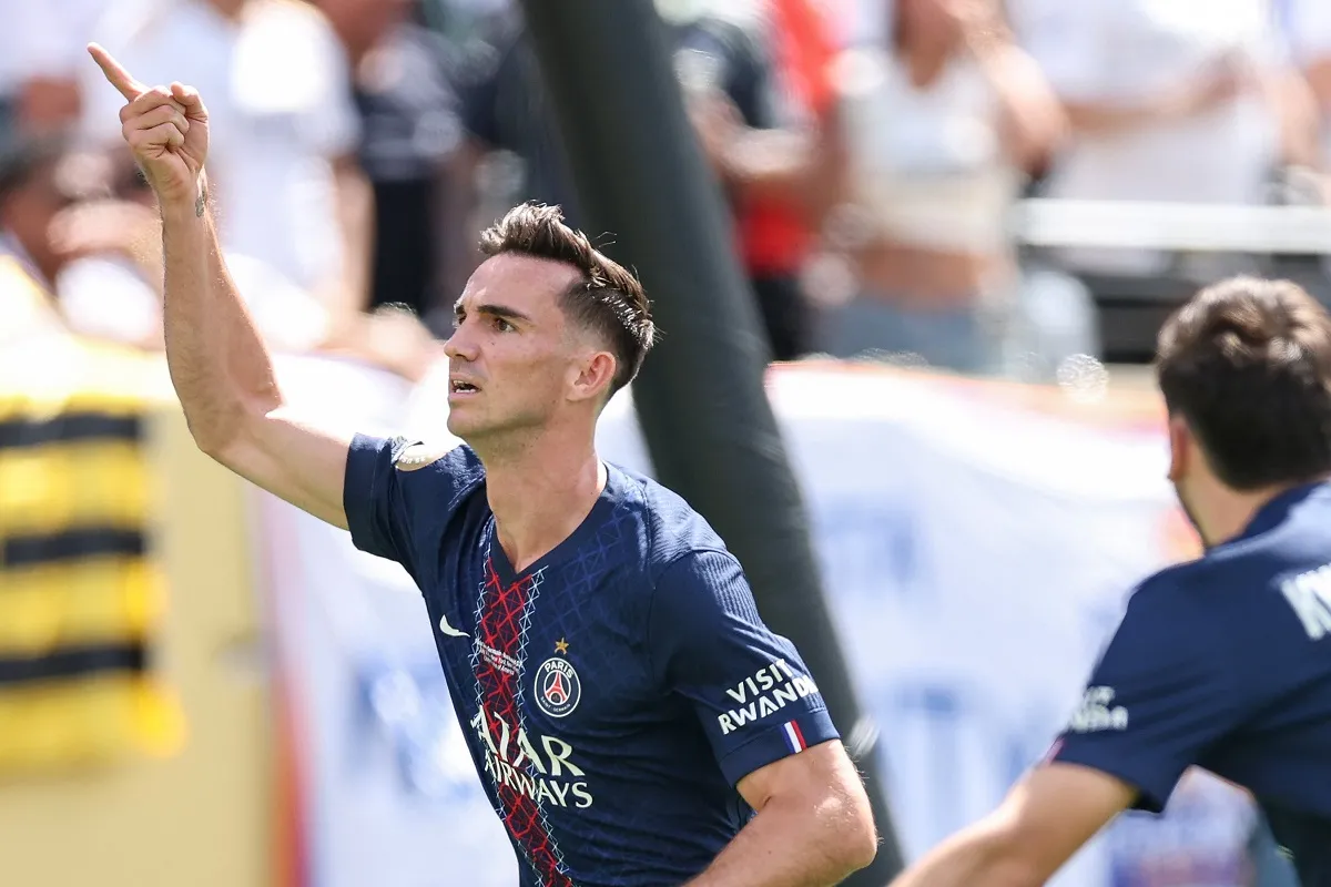 PSG aplastó a Real Madrid por 4-0 y se enfrentará a Chelsea en la final del Mundial de Clubes