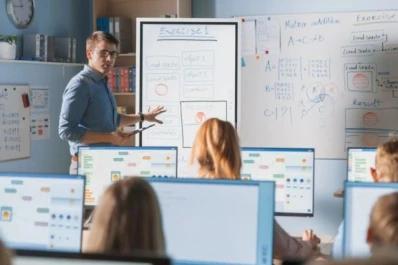 Profesores se entrenan en IA: capacitarán a 400.000 educadores en Estados Unidos con apoyo de Microsoft y OpenAI