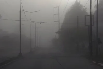 Rige la alerta por densa niebla y tormentas fuertes en una parte del país