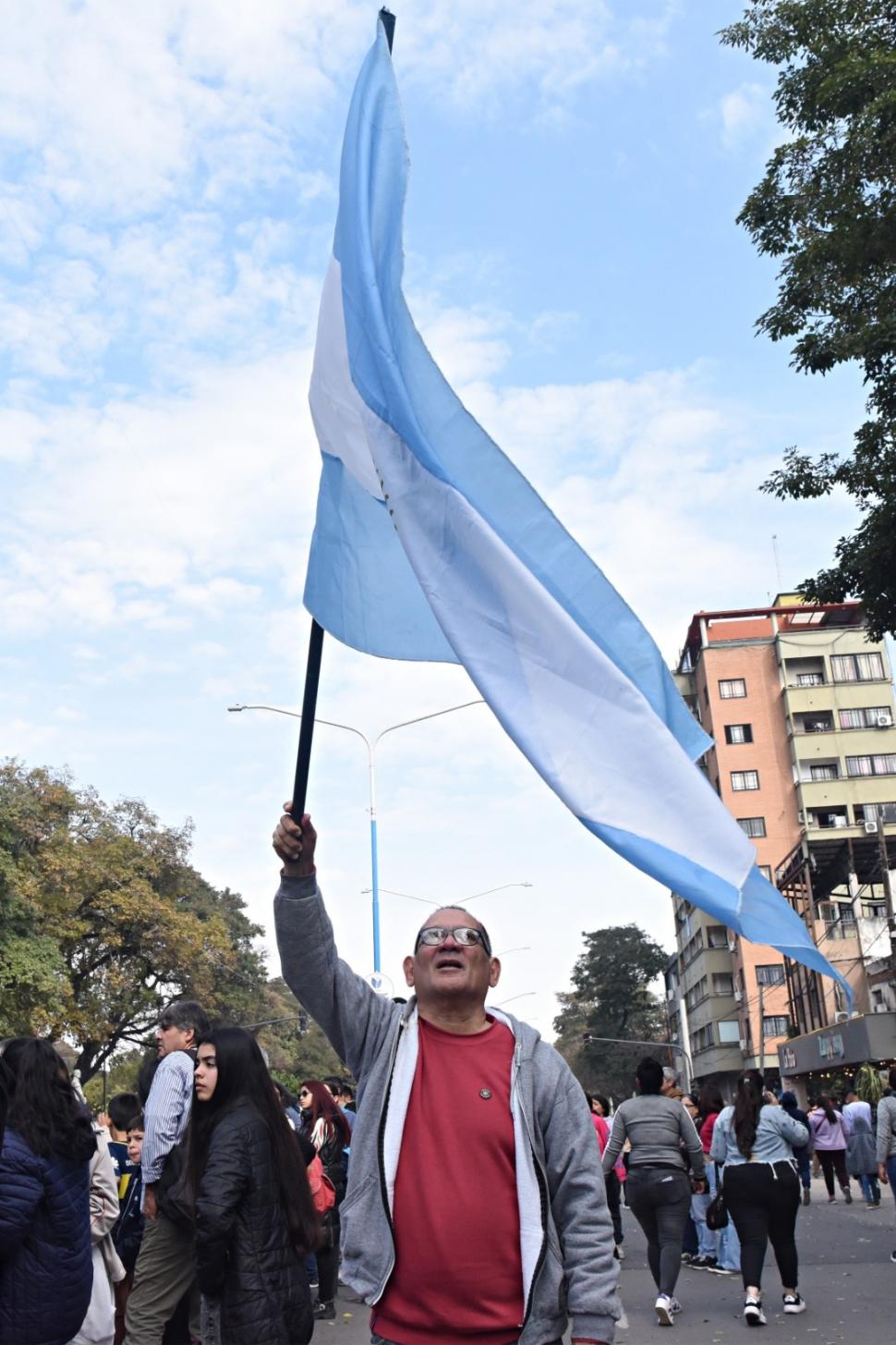 Tucumán celebró el 9 de Julio con un multitudinario desfile