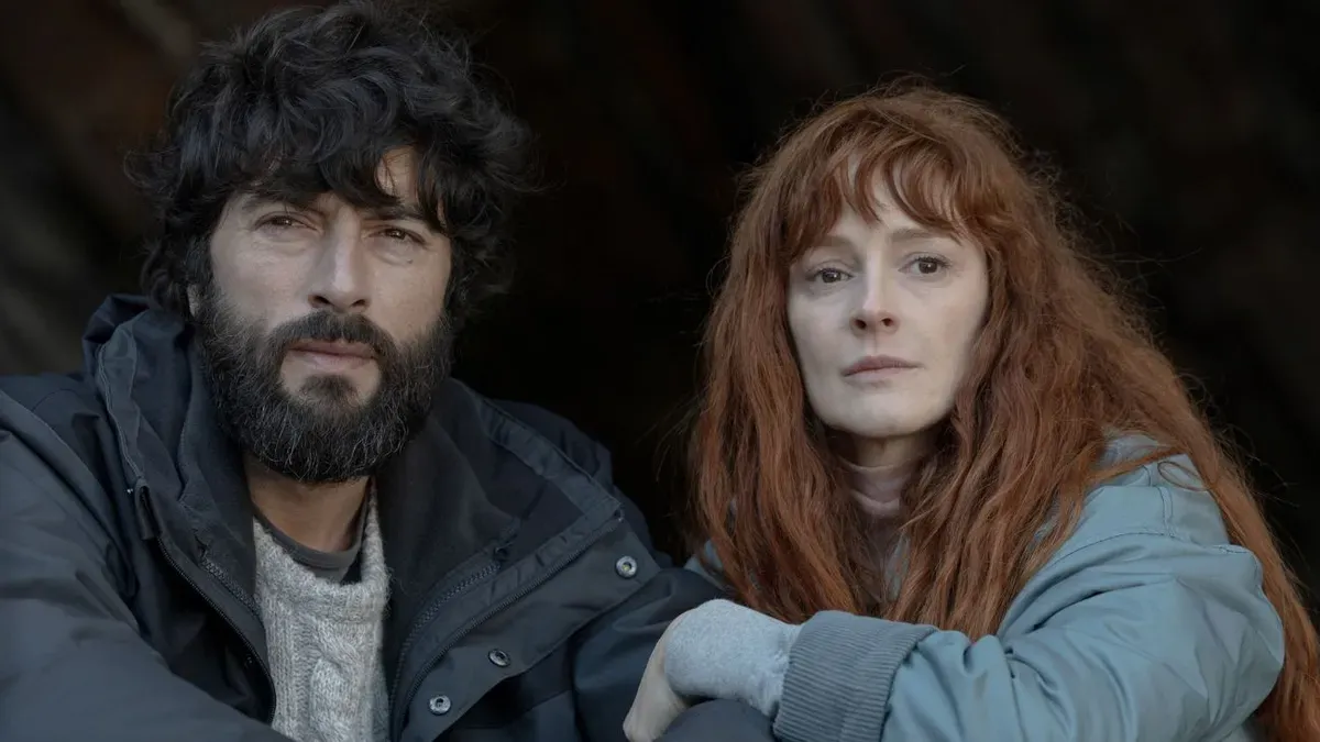 La miniserie más exitosa de Netflix es española: conoce por qué es tan adictiva