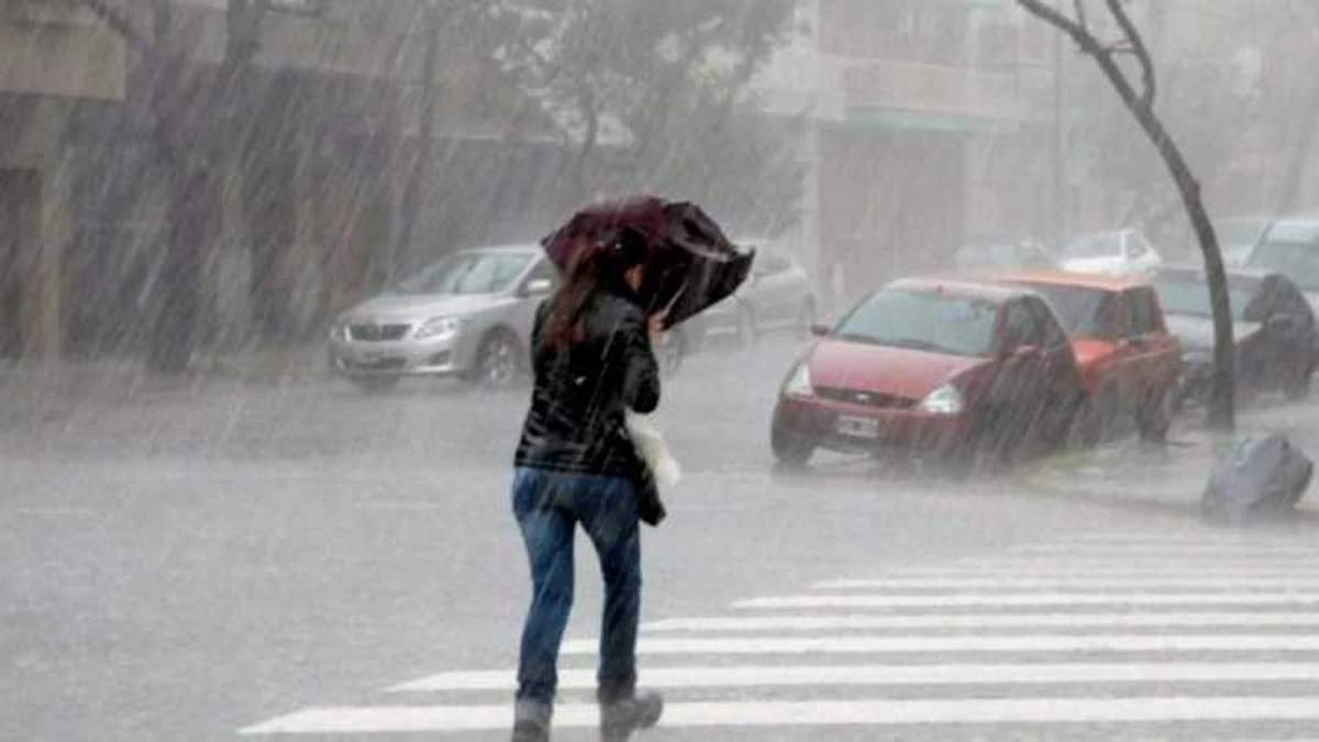 Rigen alertas por tormentas y fuertes vientos en varias provincias