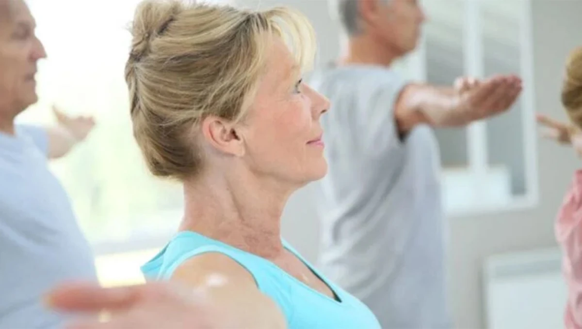 TONIFICAR: Con el paso de los años el cuerpo va perdiendo densidad en su masa muscular, por lo que es muy importante incorporar una rutina de ejercicios.