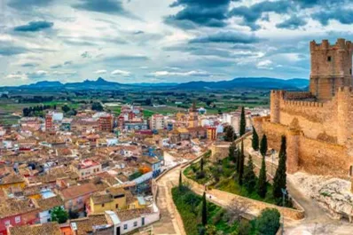 El pueblo de Alicante donde puedes comprar casas de 100 m² por menos de 70.000 euros