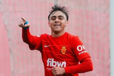 Quién es Álex Woiski, el hispano-argentino que llega a River Plate con más de 500 goles en juveniles