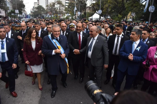 Actos por el 9 de Julio en Tucumán: Jaldo y Manzur tratan de sellar la unidad del peronismo
