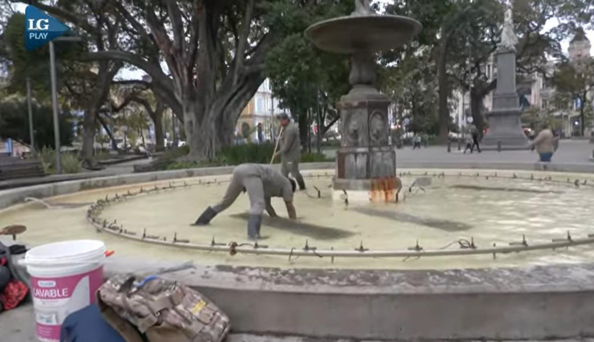 Daños en la plaza Independencia tras el 9 de Julio: Este año hubo mucho más vandalismo