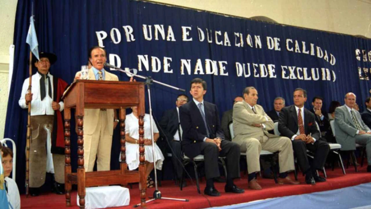 El día que Menem habló de naves espaciales en el norte salteño: la historia contada por sus protagonistas