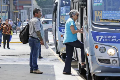 Rebaja de transporte para adultos mayores: ¿cómo puedes acceder al descuento del 50% en tu pasaje?