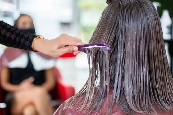 La ANMAT prohibió la venta de dos productos para el cabello: son peligrosos para la salud