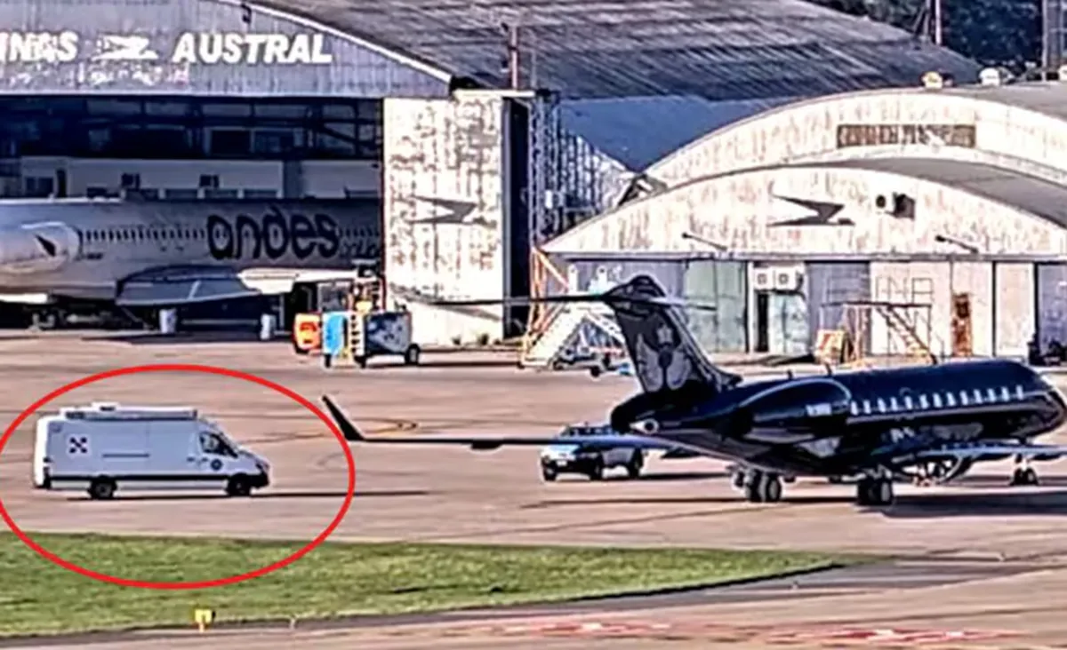 El piloto del jet de Scatturice admitió que despegó desde un aeropuerto no declarado