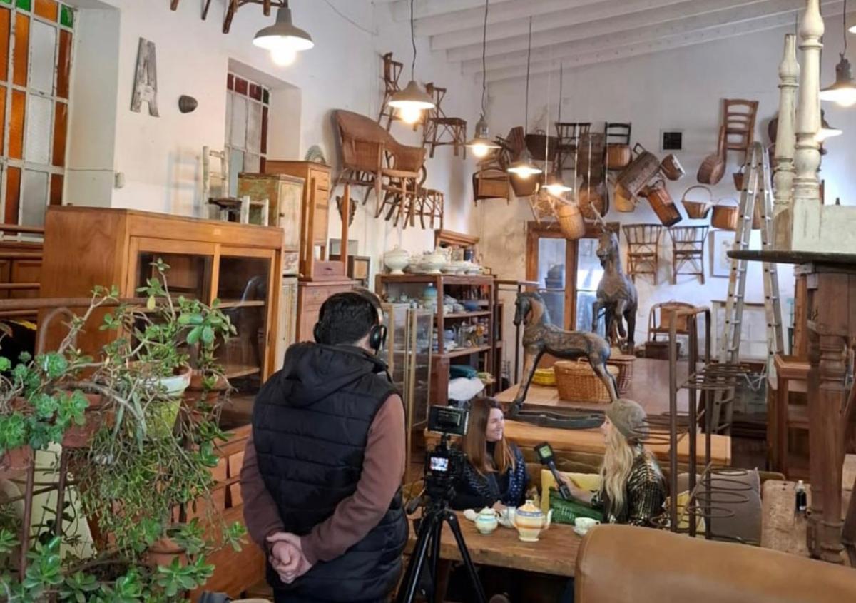 “Pasado pero no pisado”: El universo vintage de Sole Benvenuto