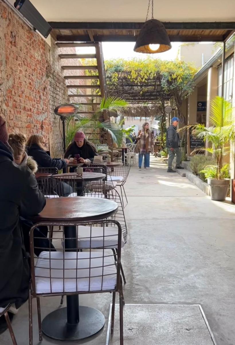 “Pasado pero no pisado”: El universo vintage de Sole Benvenuto