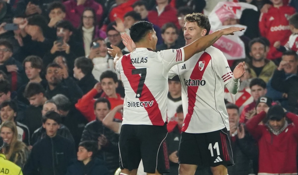 River arrancó con potencia y promesas: derrotó 2-1 a Platense en el Monumental