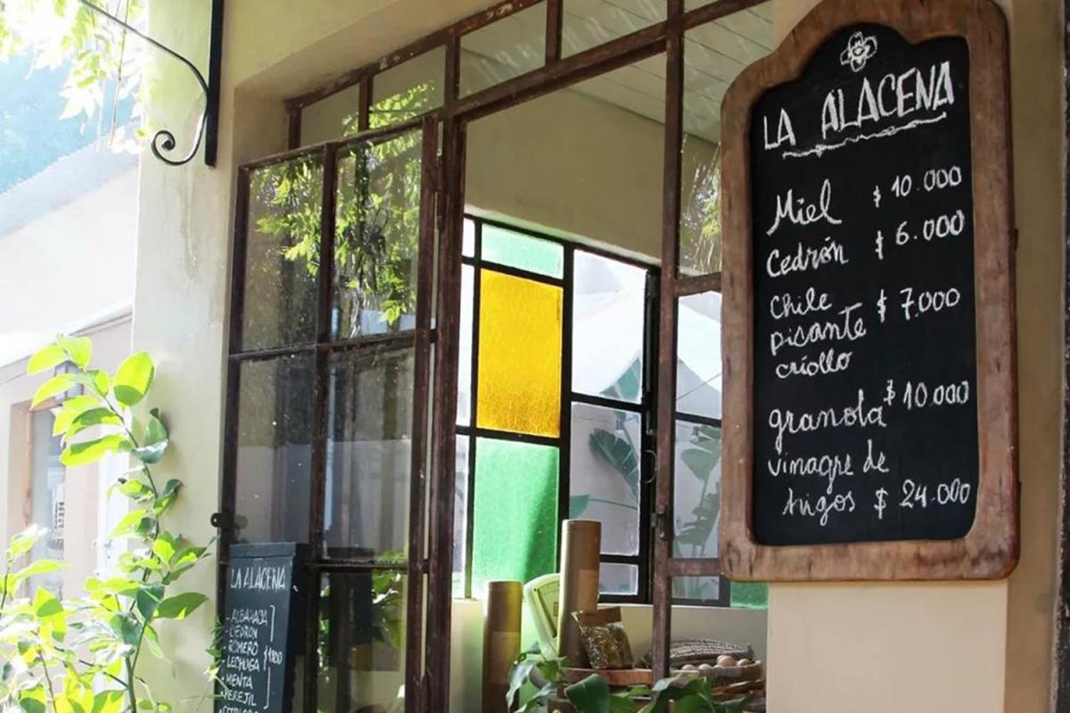 “Pasado pero no pisado”: El universo vintage de Sole Benvenuto