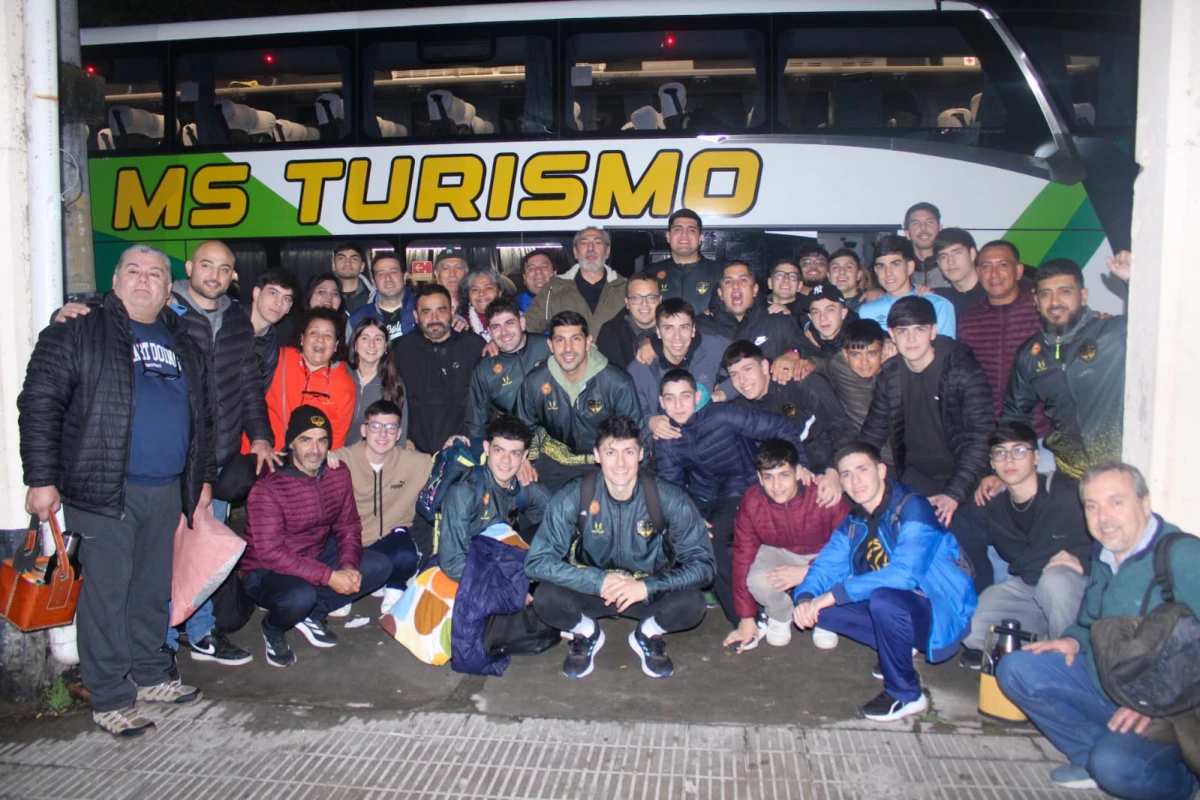 Talleres de Tafí Viejo viajó ayer por la noche a Santa Fe.