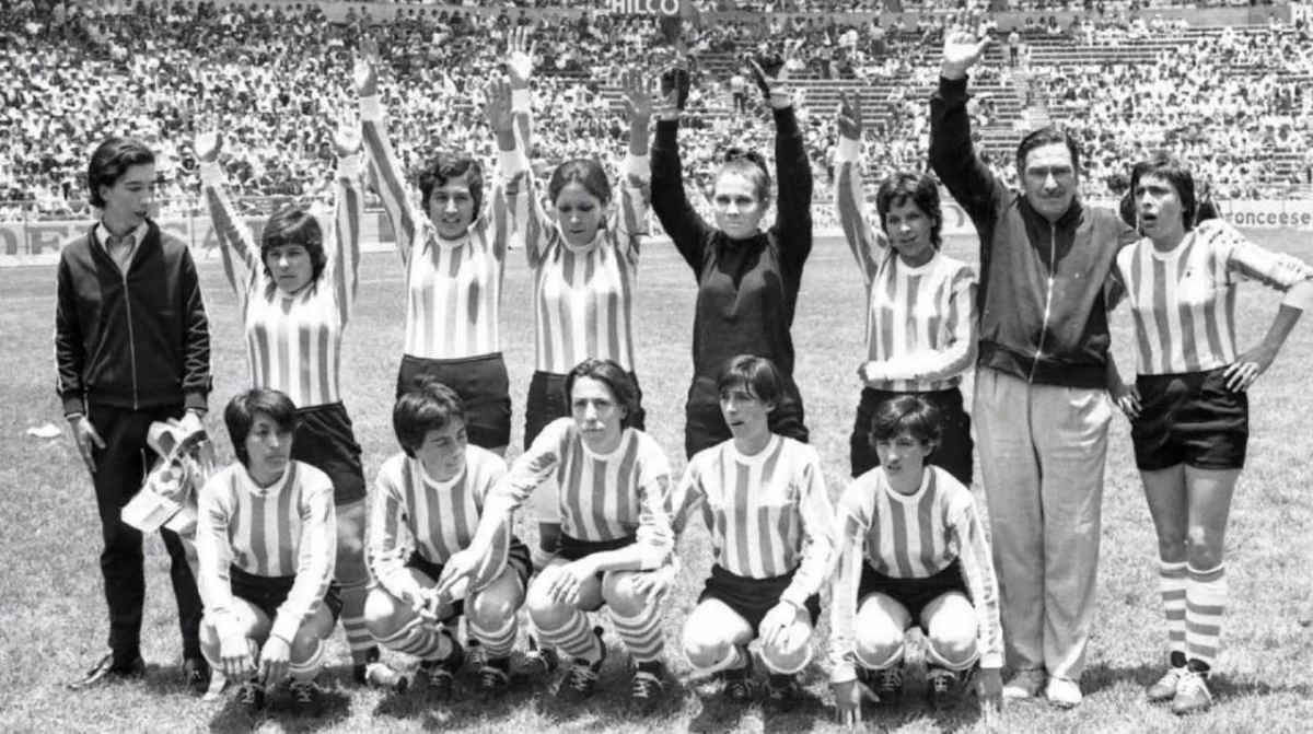Sin botines, ni técnico: la Selección femenina que viajó sin nada al Mundial 1971 y humilló a Inglaterra en el Azteca