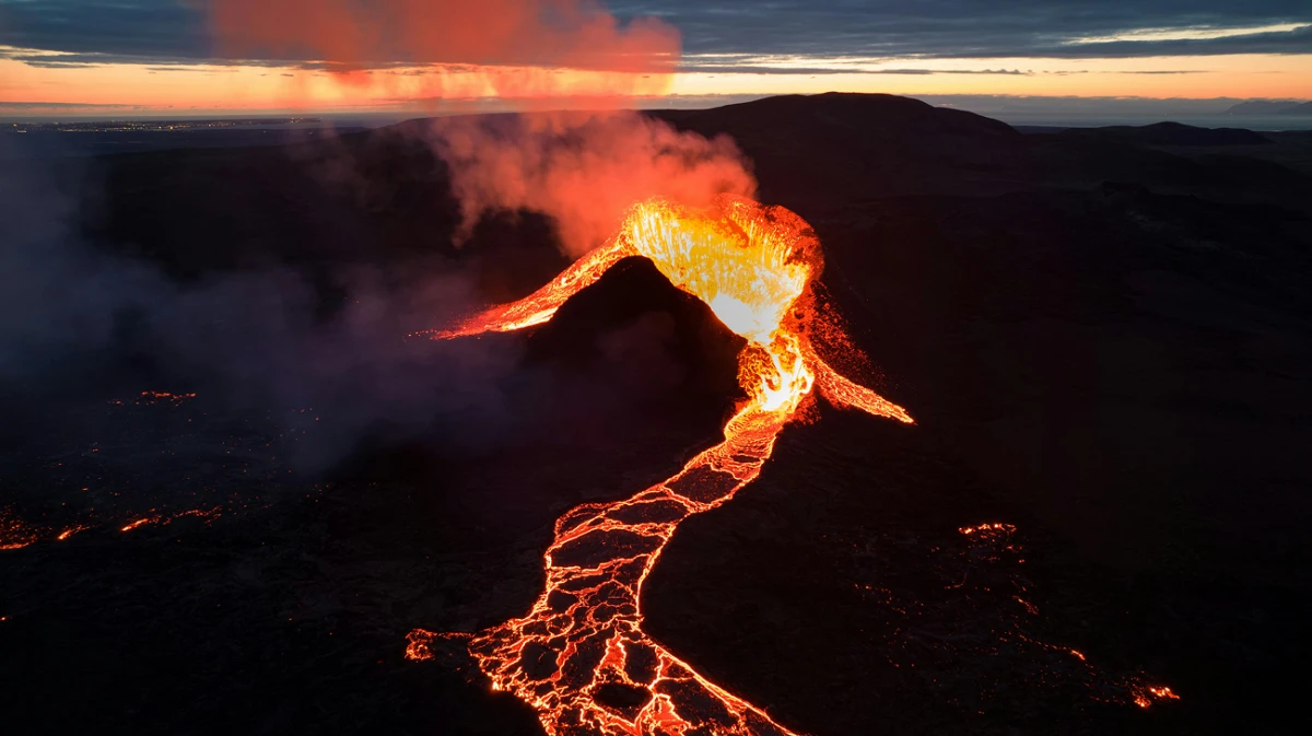 GRAN DESCUBRIMIENTO. Las “plumas del manto”, estructuras de magma en ascenso desde las profundidades de la Tierra, podrían anticipar futuras erupciones masivas. / PEXELS