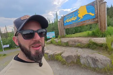 Pablo Imhoff llegó a Alaska luego de cinco años viajando en una Honda C90