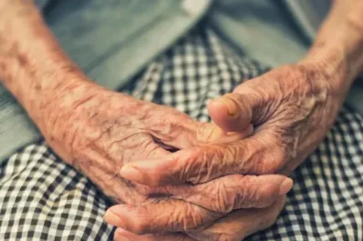 A qué edad empieza la vejez, según investigaciones científicas