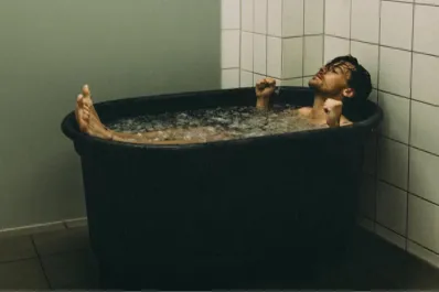 ¿Moda saludable o peligro oculto? Los baños de hielo son cuestionados por expertos