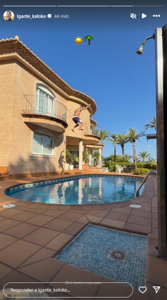 L-Gante sorprendió en España: saltó desde un balcón a una pileta y encendió las redes