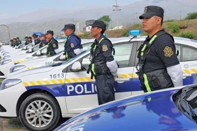 Iban a incinerar cocaína y descubrieron que la habían reemplazado por plastilina: tres policías salteños fueron suspendidos