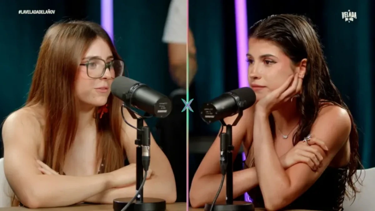 MOMENTO DE TENSIÓN. Roro Bueno y Abby, en su último cara a cara antes de 'La velada'. IBAI LLANOS / TWITCH