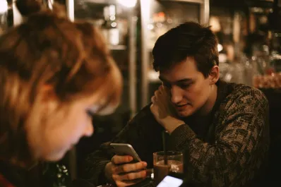 Modo desconexión: las soluciones para usar menos el celular sin caer en extremos