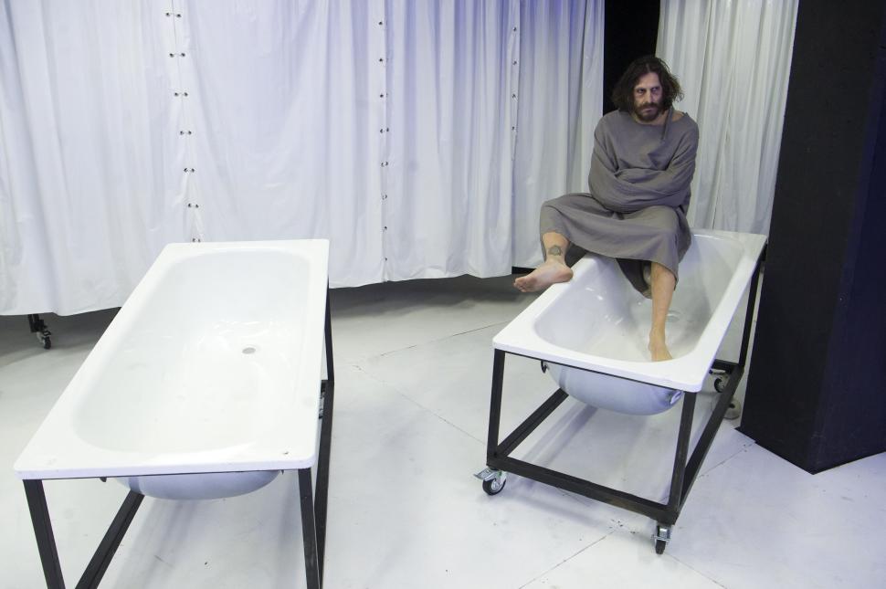 PERSONAJE HISTÓRICO. Indio Armanini interpreta a Jacques Roux.