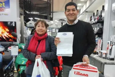 Rosa Ángela ganó con Números de la Suerte y eligió su premio en Castillo