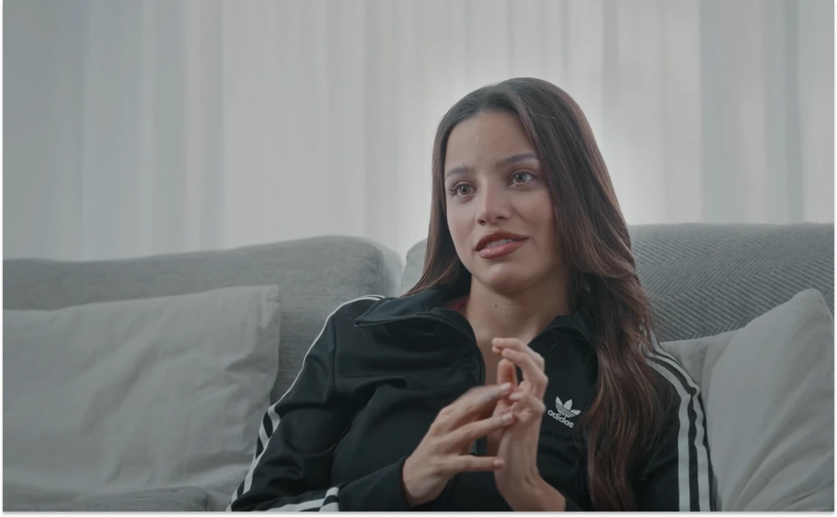 “Tenía que trabajar para salvar su vida”: las duras declaraciones de Emilia Mernes en el estreno de su serie