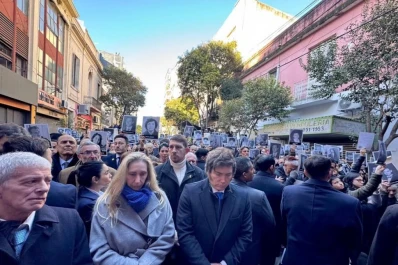 A 31 años, el reclamo por la AMIA llega al Juicio en Ausencia