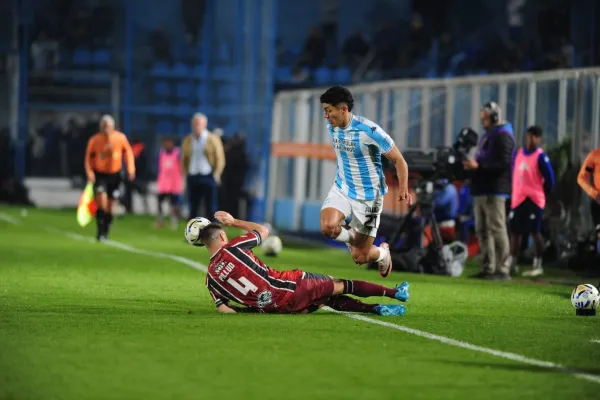 Ignacio Galván se acomoda en el fondo de Atlético Tucumán