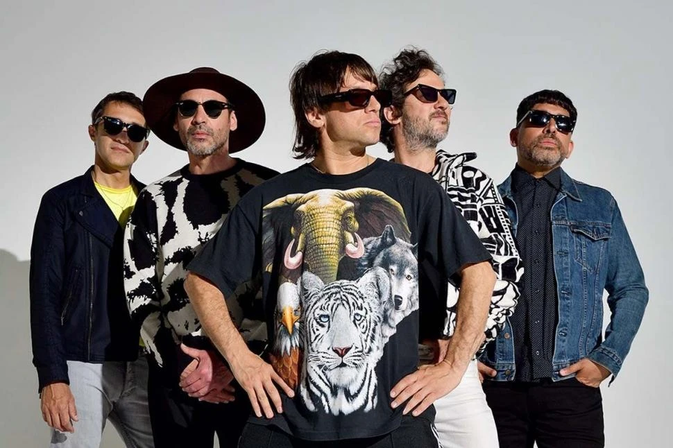 TURF EN VIVO. La banda porteña cerrará la Expo Lules en esa localidad.