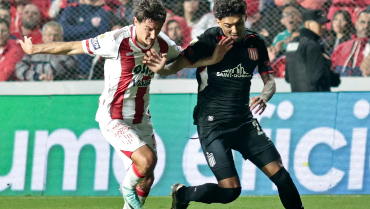 EN CAÍDA. Estudiantes acumula cinco derrotas consecutivos por el torneo local y viene de caer ante Unión, en Santa Fe.