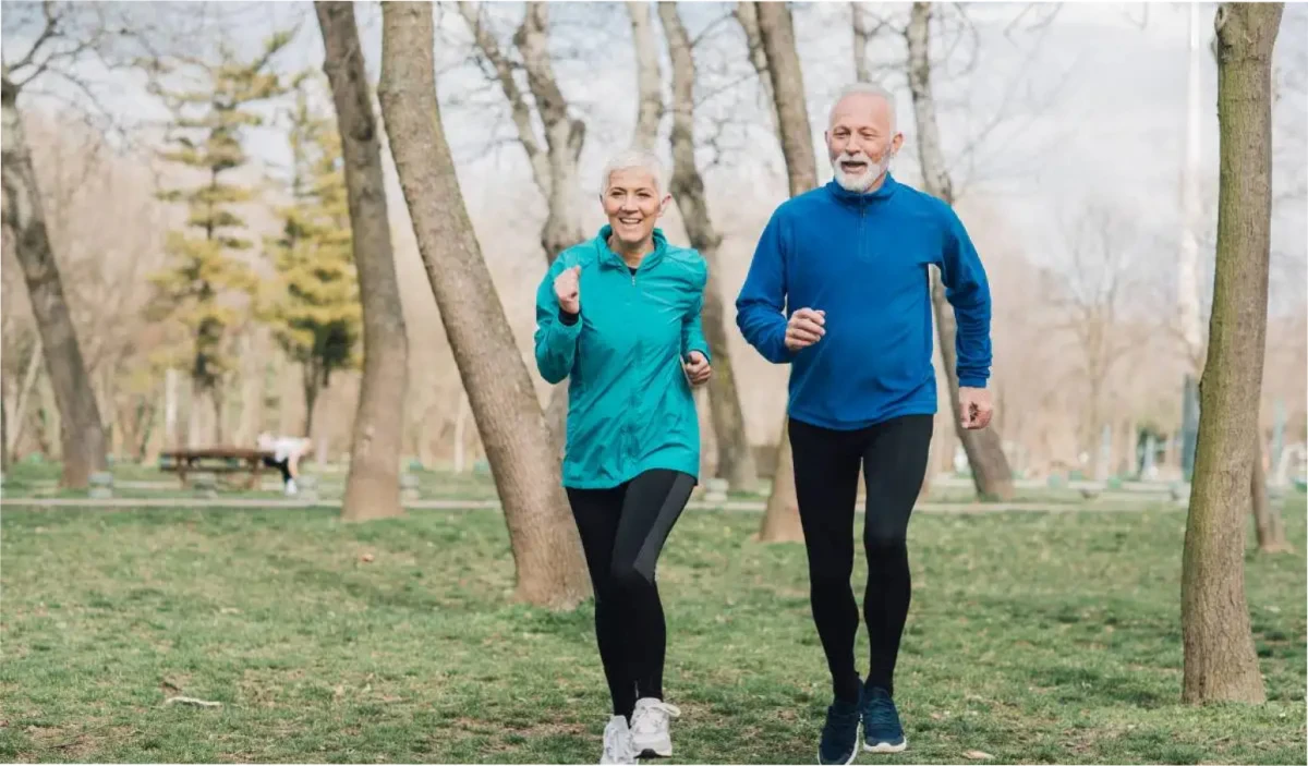 El ritmo al que deberías caminar para mejorar tu salud. 
