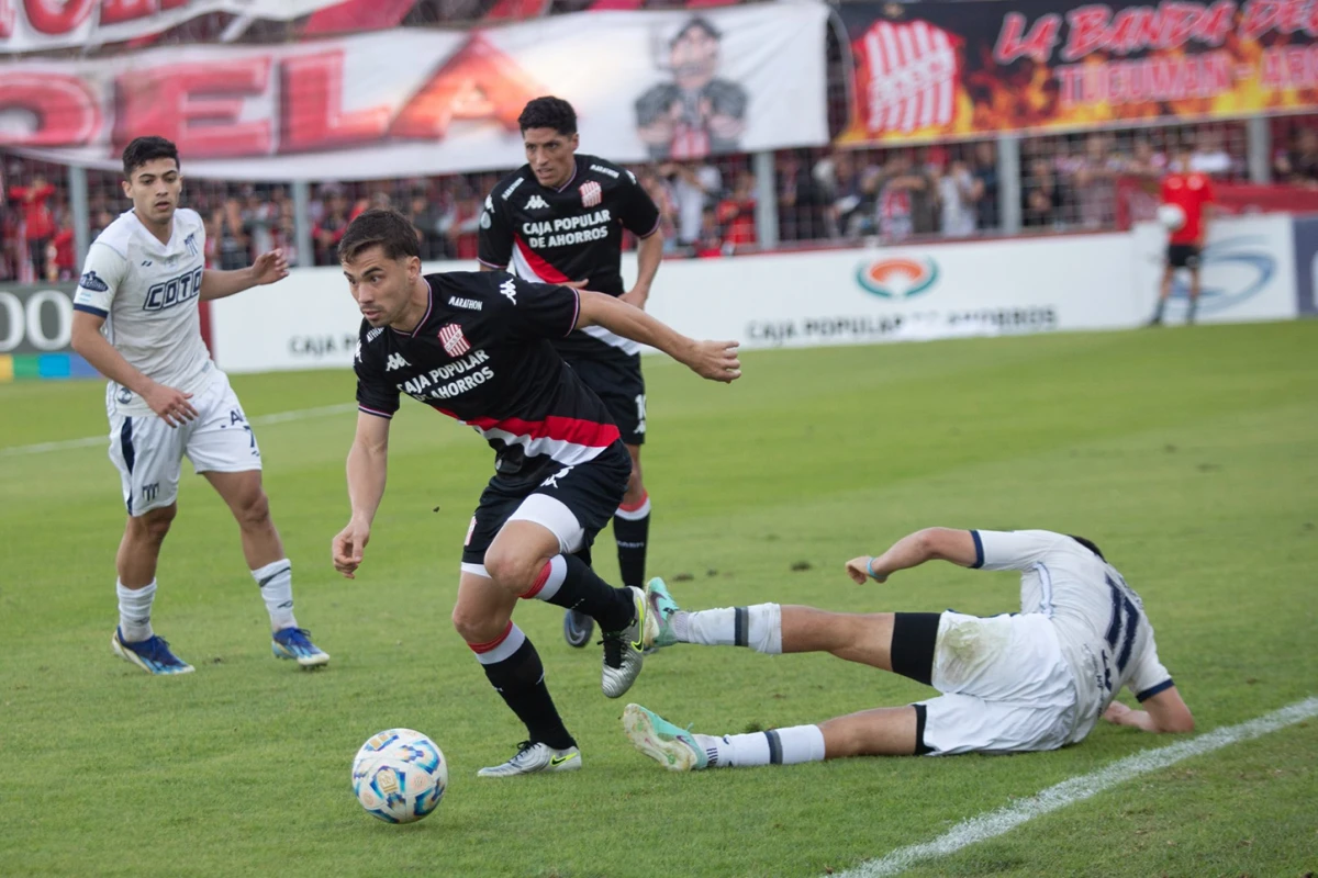 SIEMPRE CUMPLE. García es un sostén necesario en la estructura defensiva de San Martín. El volante se ganó un lugar importante en el plan de Martos.