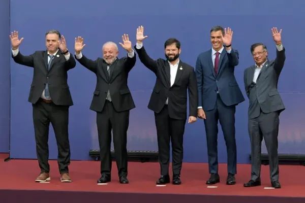 Cinco presidentes progresiastas salen en defensa del multilateralismo y de la democracia amenazada