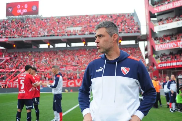 Independiente tropezó en casa y Julio Vaccari apuntó contra la dirigencia
