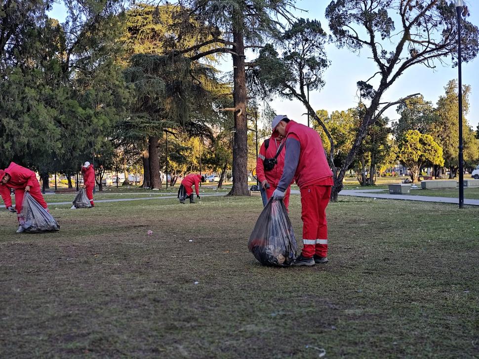 OPERATIVOS. Se desplegaron dispositivos exhaustivos de limpieza.
