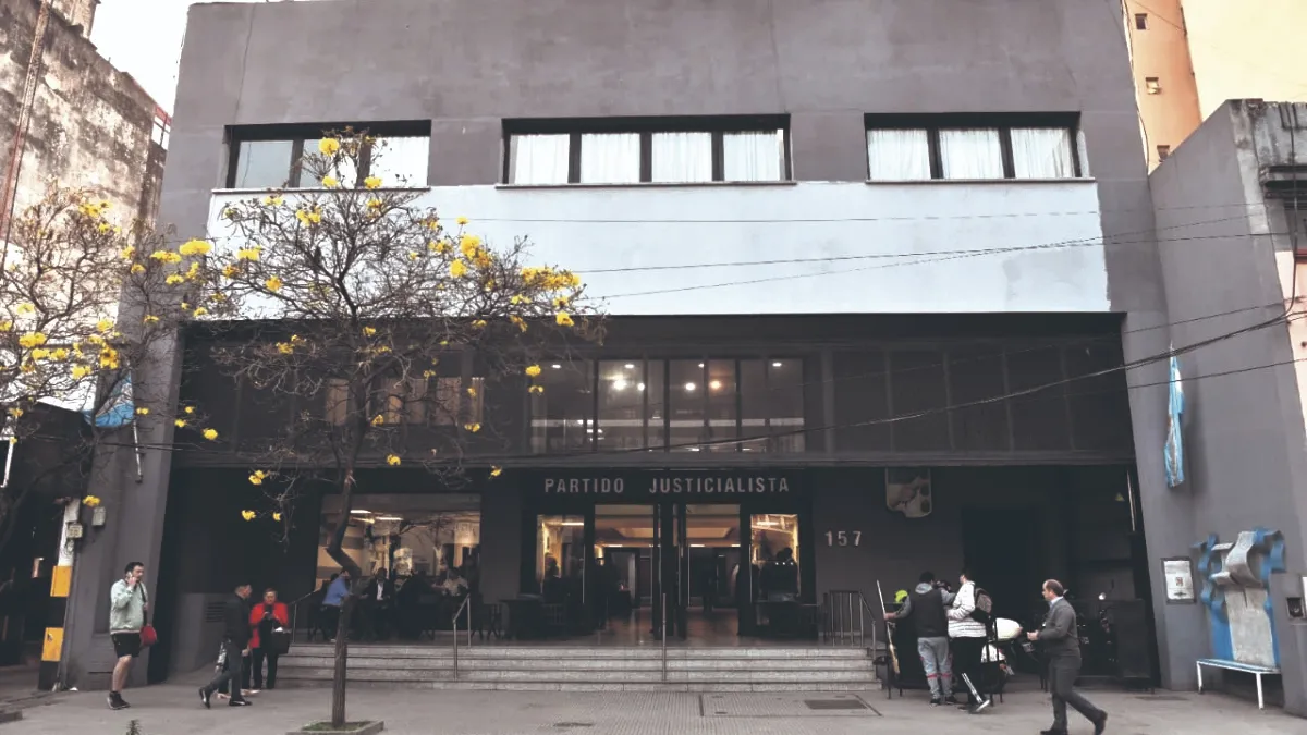 ¿UNIDAD EN EL PJ? Distintas señales dan cuenta de acercamientos ente los distintos sectores del peronismo tucumano. 