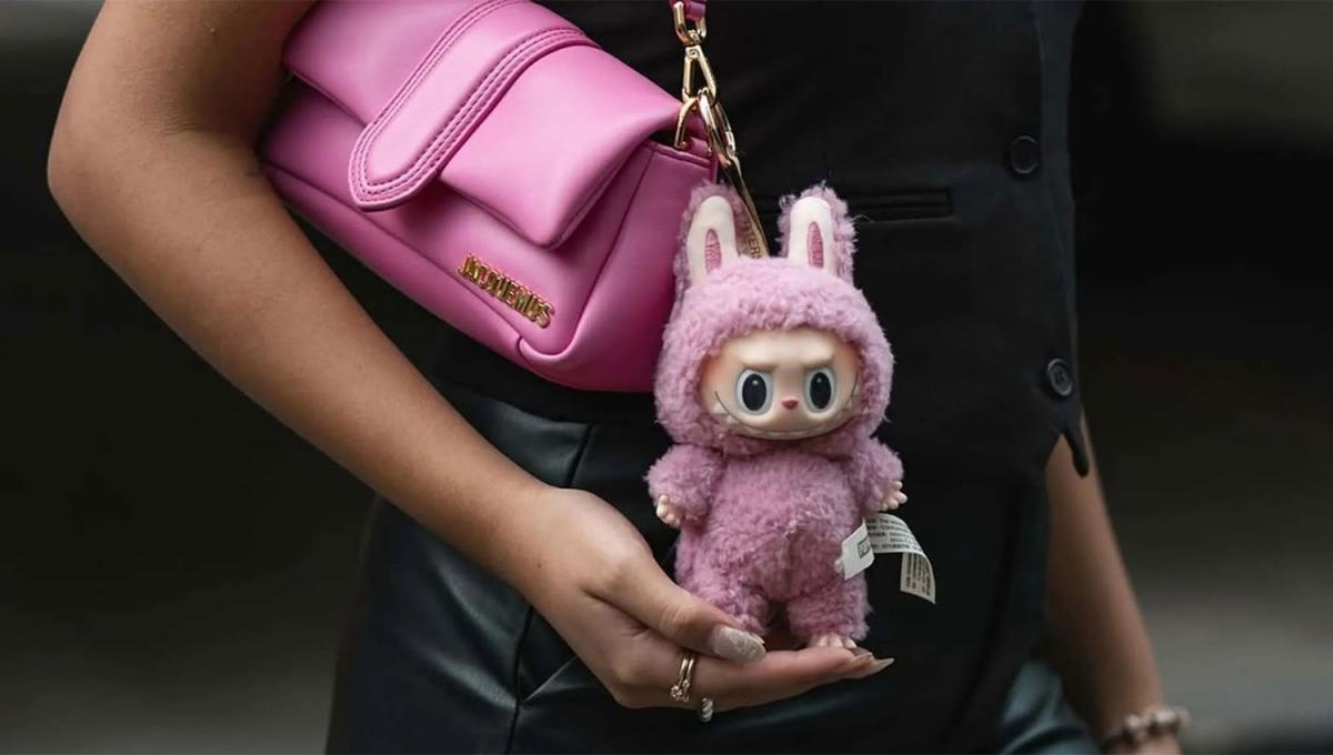 Fenómeno viral: ¿qué son los Labubu y por qué se llevan en las carteras?