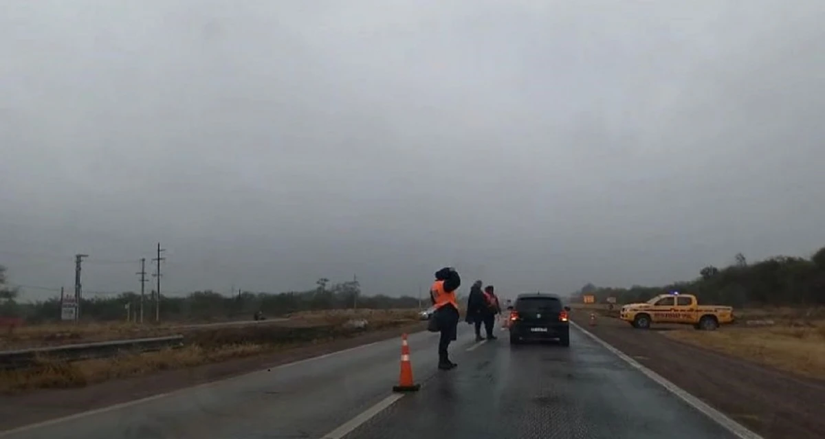 Ruta 9 con controles y llovizna: así está el camino hacia el Atlético- Boca en Santiago del Estero