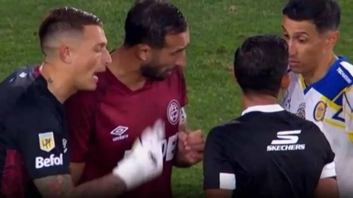 Finalmente Izquierdoz recibirá una sanción leve tras su cruce con Merlos