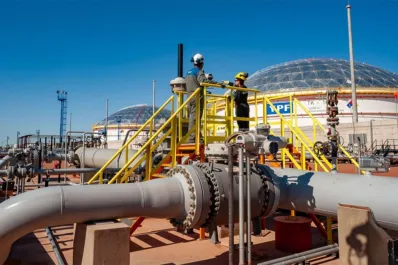 Paro total en Vaca Muerta por despidos masivos: el gremio petrolero activa una huelga de 48 horas