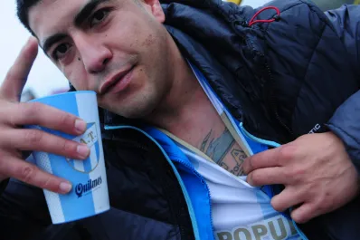 Trabajaba en el sur, se tatuó el escudo de Atlético Tucumán en el pecho y volvió porque el amor por el club le ganó a todo